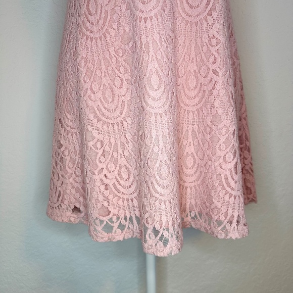 Ginger G Lace Overlay Pink Lined Stretch Dress, Size S - Picture 3 of 12